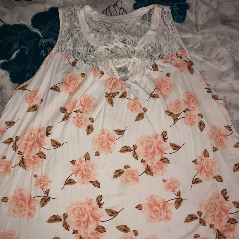 Torrid floral tank and lace tank top